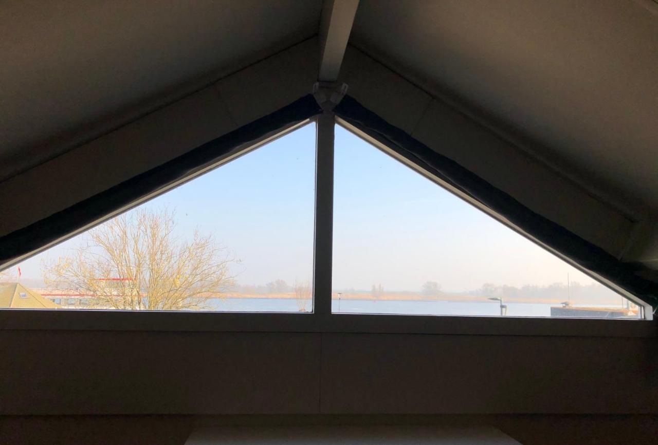 Bed And Breakfast De Biesbosch - In 'T Riet Drimmelen Extérieur photo